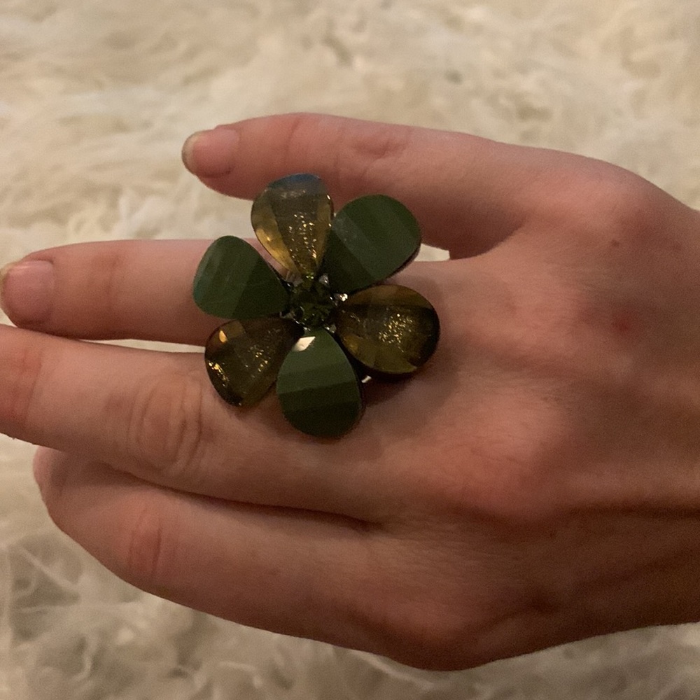 Adjustable Green Flower Statement Ring - image 2